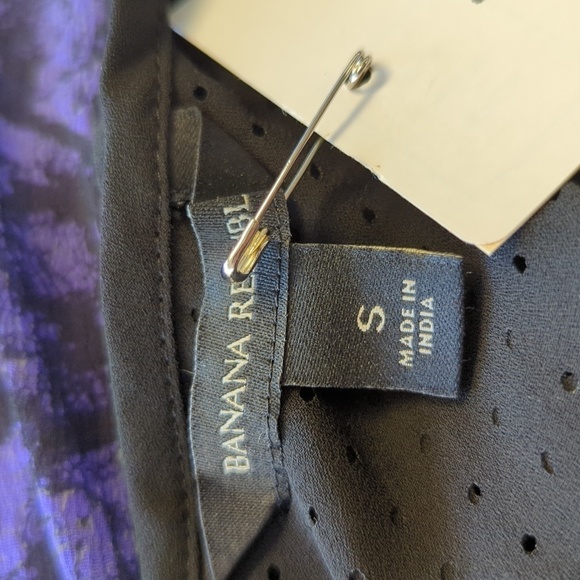 Banana Republic Perforated Neck Top Black S punk goth casual basic tunic - Picture 4 of 5